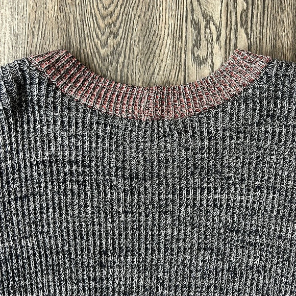 Joie Sweater Red and Black Fernlea Knit Sweater Size Medium Long Sleeve Womens - Picture 10 of 14